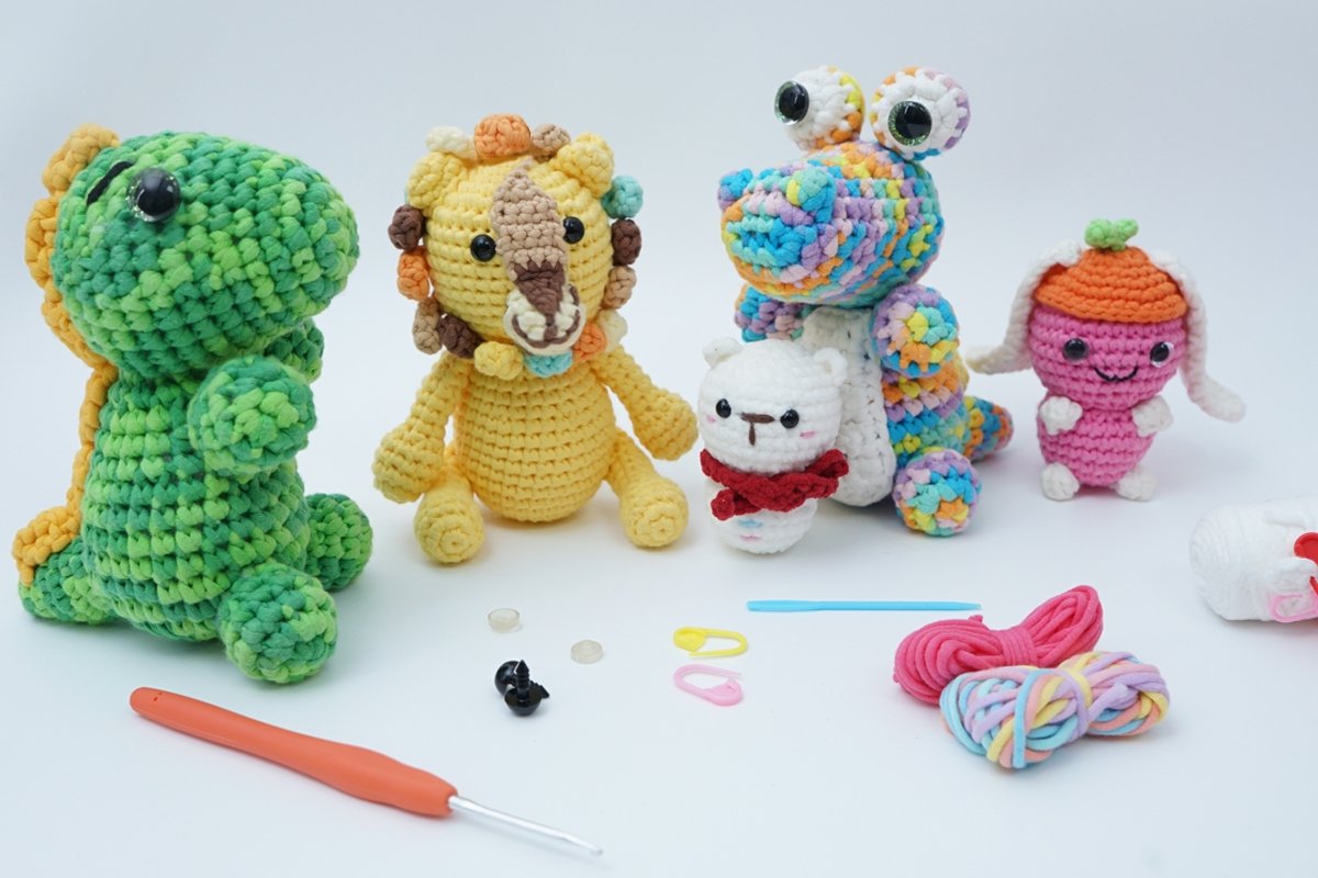 Well-designed crochet kit with beautiful yarn and pattern